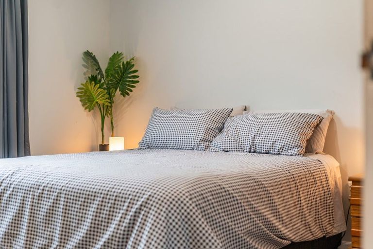 Photo of property in 39 Naenae Road, Naenae, Lower Hutt, 5011