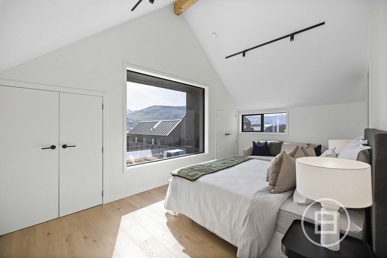 Photo of property in 7 Mckenzies Shute, Jacks Point, Queenstown, 9371