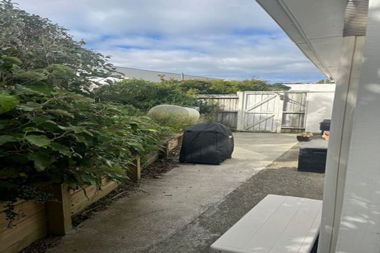 Photo of property in 4 Downing Street, Crofton Downs, Wellington, 6035