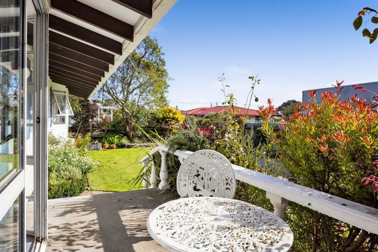 Photo of property in 8a Grant Vc Street, Hawera, 4610
