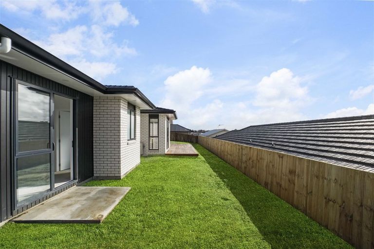 Photo of property in 2 Maggie Place, Chartwell, Hamilton, 3210