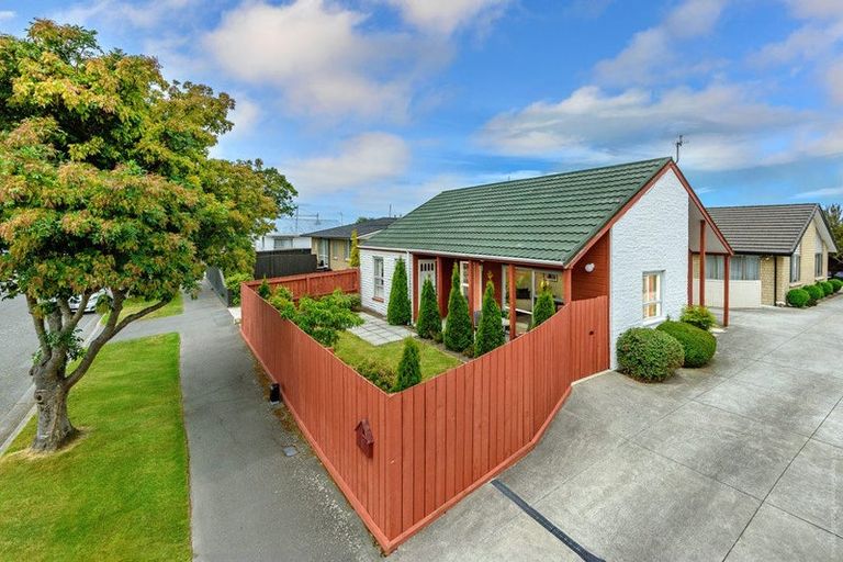 Photo of property in 80 Veitches Road, Casebrook, Christchurch, 8051