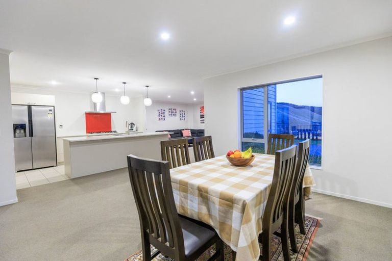 Photo of property in 9 Foxham Terrace, Churton Park, Wellington, 6037