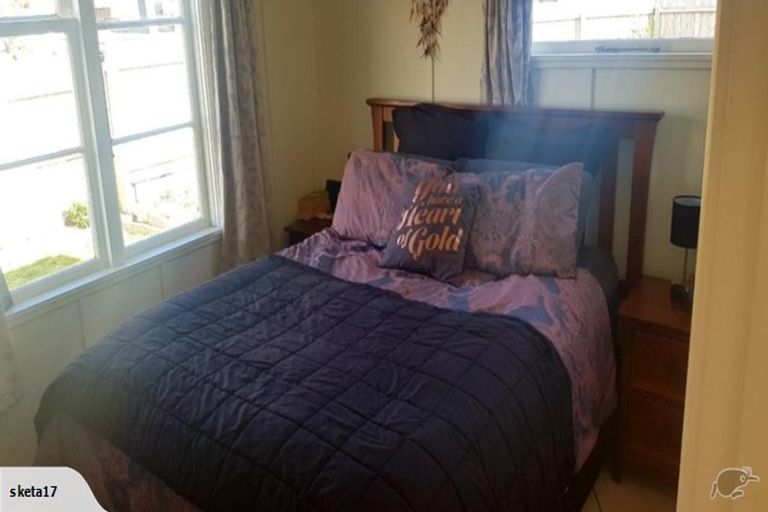 Photo of property in 43 Martin Road, Paraparaumu Beach, Paraparaumu, 5032