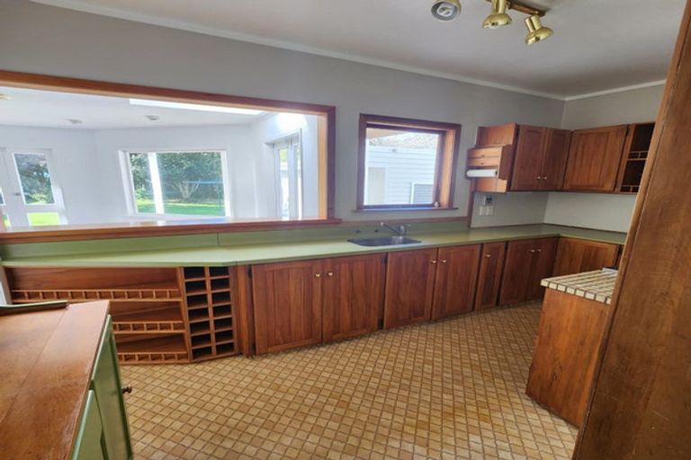 Photo of property in 12 Cressy Street, Waterloo, Lower Hutt, 5011