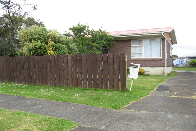 Photo of property in 7 Lindis Place, Mangere Bridge, Auckland, 2022