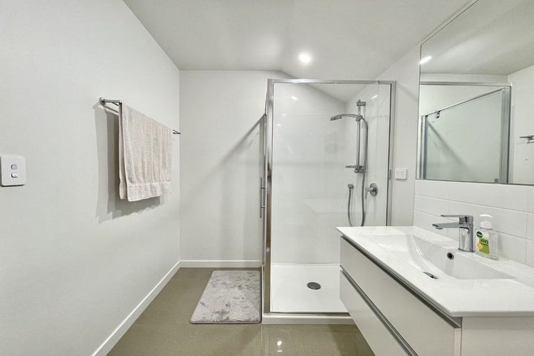 Photo of property in 170u8 Fraser Avenue, Johnsonville, Wellington, 6037