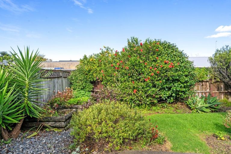 Photo of property in 9b Third Avenue, Avenues, Whangarei, 0110