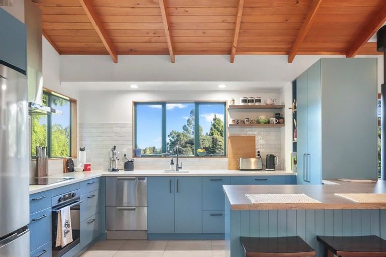 Photo of property in 478 Huia Road, Laingholm, Auckland, 0604