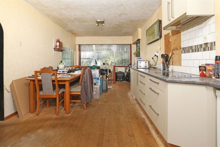 Photo of property in 14 Daytona Road, Henderson, Auckland, 0610