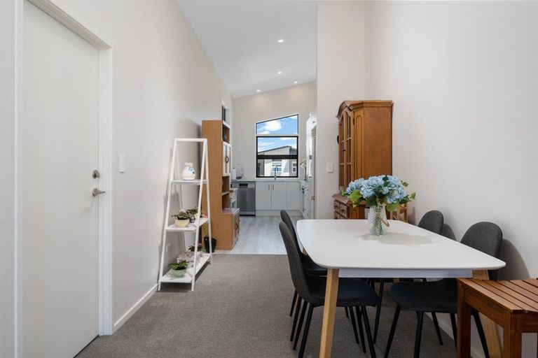 Photo of property in 16a Tamapahore Boulevard, Papamoa Beach, Papamoa, 3118