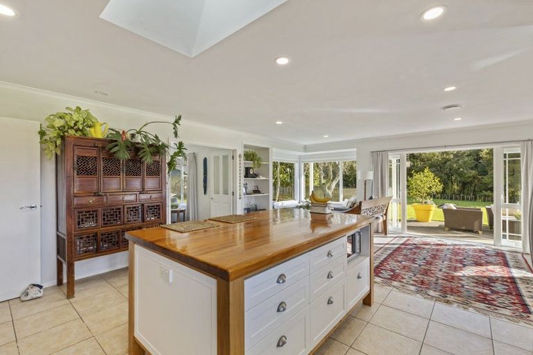 Photo of property in 369 Tariki Road, Ratapiko, 4390