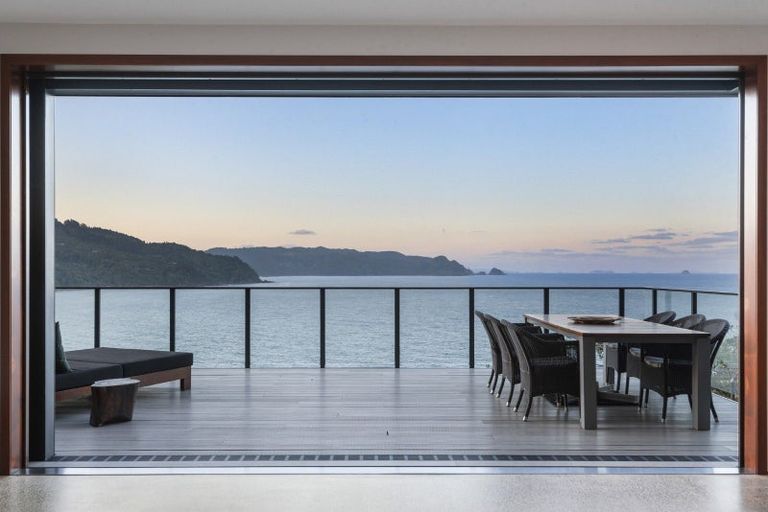 Photo of property in 24 Oceana Heights, Tairua, 3508