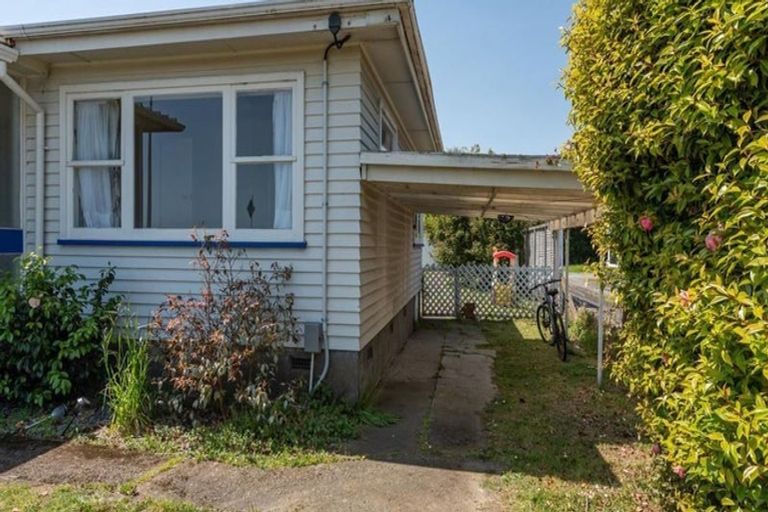 Photo of property in 64 Kapiti Road, Paraparaumu, 5032