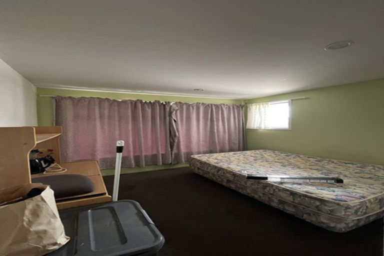 Photo of property in 17 Nortons Road, Avonhead, Christchurch, 8042