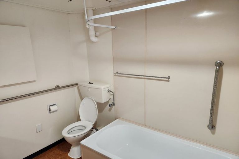 Photo of property in Mansfield Towers, 1 Grant Road, Thorndon, Wellington, 6011