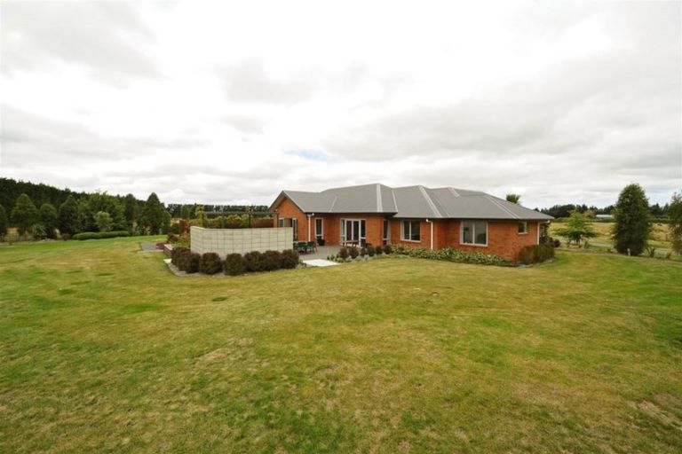 Photo of property in 3/1280 West Coast Road, West Melton, Christchurch, 7671