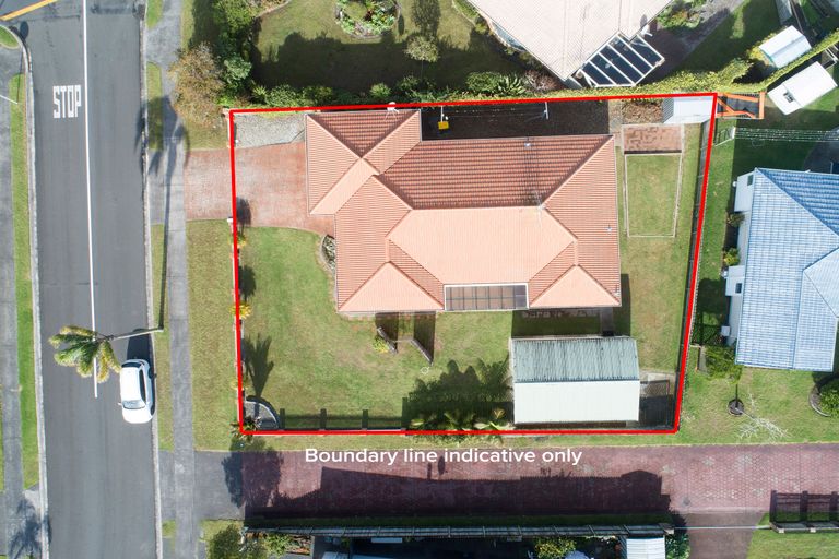 Photo of property in 1 Lakeside Drive, Orewa, 0931