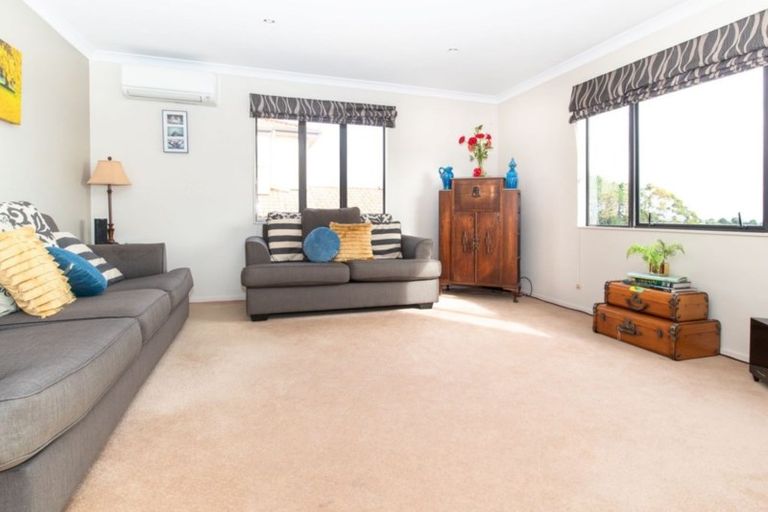 Photo of property in 46 Monte Cassino Place, Birkdale, Auckland, 0626