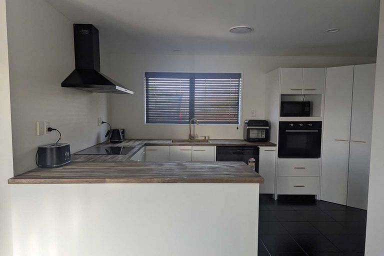 Photo of property in 205a Main North Road, Redwood, Christchurch, 8051