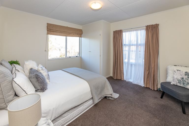Photo of property in 85 Palmers Road, New Brighton, Christchurch, 8083