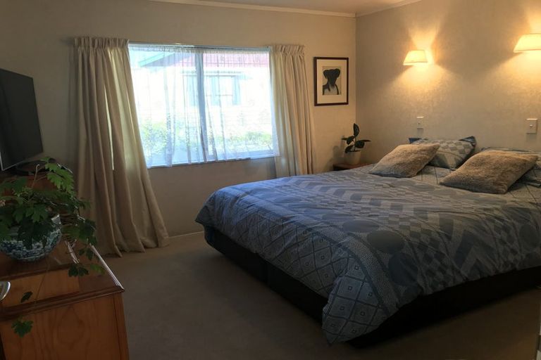 Photo of property in 2/41 Carnarvon Street, Gisborne, 4010