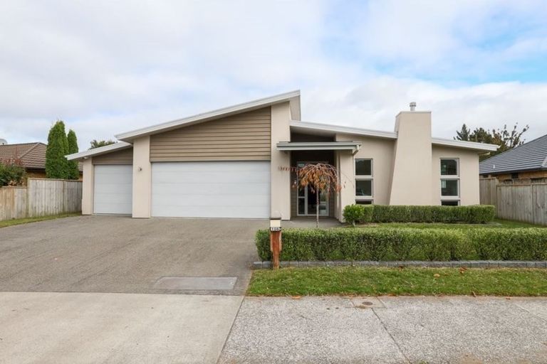 Photo of property in 106 Saint James Drive, Huntington, Hamilton, 3210