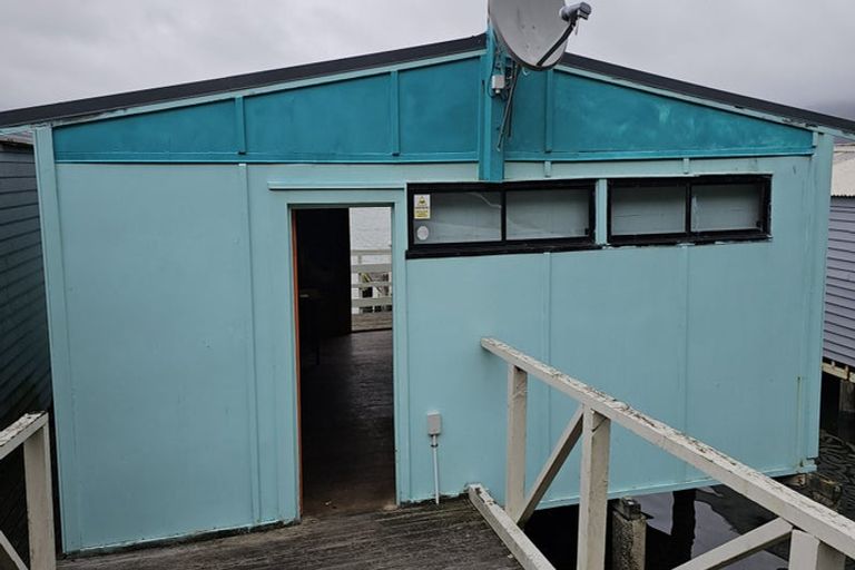 Photo of property in 1/42 Onepoto Road, Hauraki, Auckland, 0622