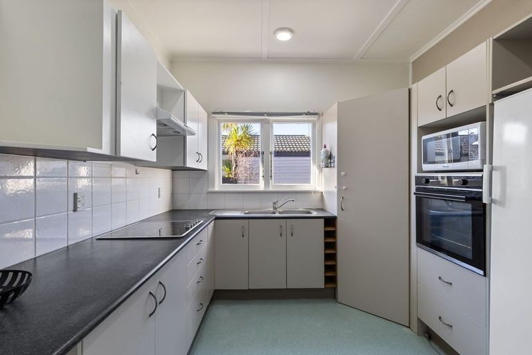 Photo of property in 467 Featherston Street, Palmerston North, 4414
