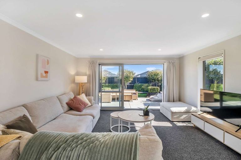 Photo of property in 75 Aviemore Drive, Marshland, Christchurch, 8083