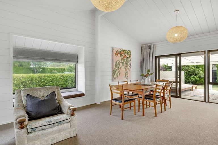 Photo of property in 2 Kathleen Street, Parkvale, Hastings, 4122