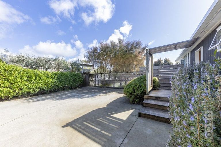 Photo of property in 23 Kaipara Portage Road, Riverhead, 0820