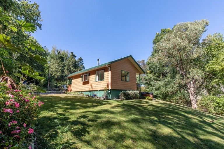 Photo of property in 8/3382 Pourerere Road, Pourerere, Waipawa, 4271