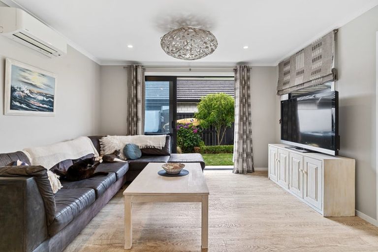 Photo of property in 7 Livingstone Drive, Papamoa Beach, Papamoa, 3118