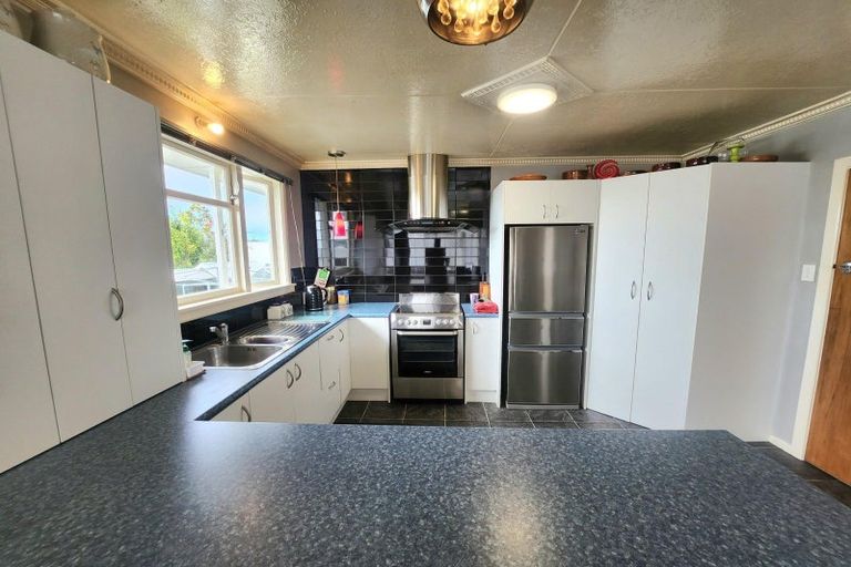 Photo of property in 71 Stuart Street, Holmes Hill, Oamaru, 9401