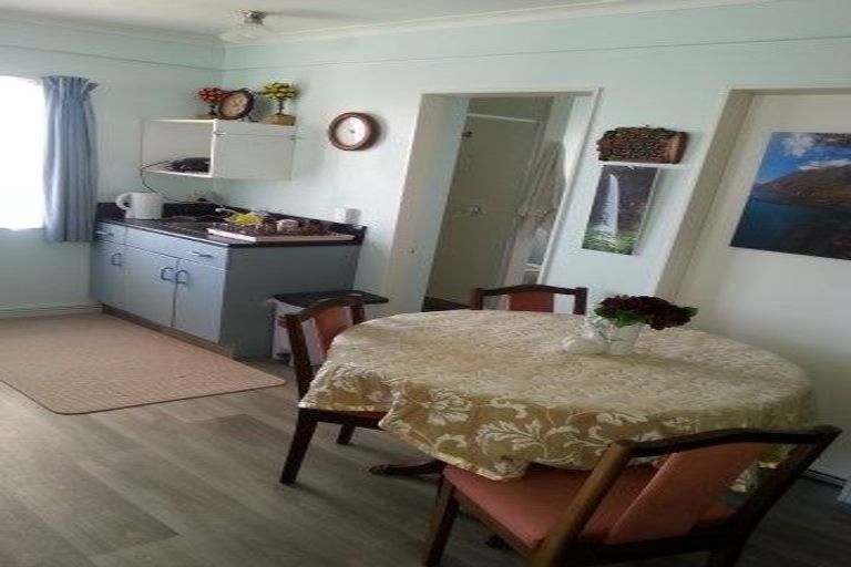 Photo of property in 8 Oakland Way, Welcome Bay, Tauranga, 3112