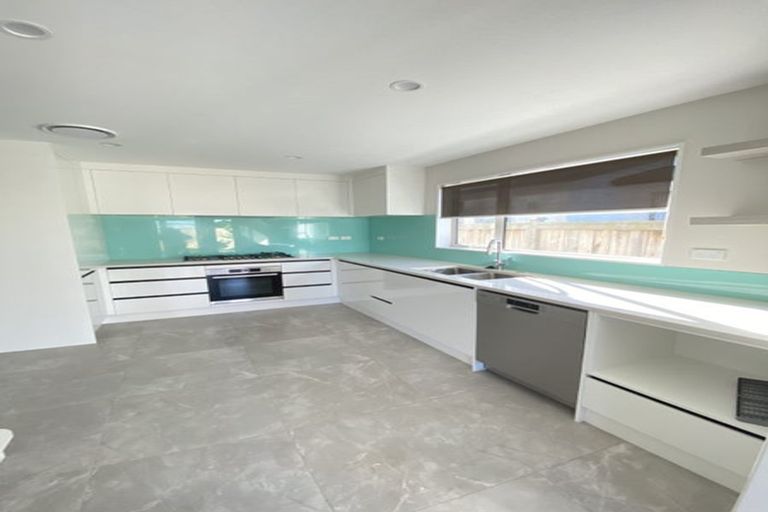 Photo of property in 7 Myland Drive, Hobsonville, Auckland, 0616