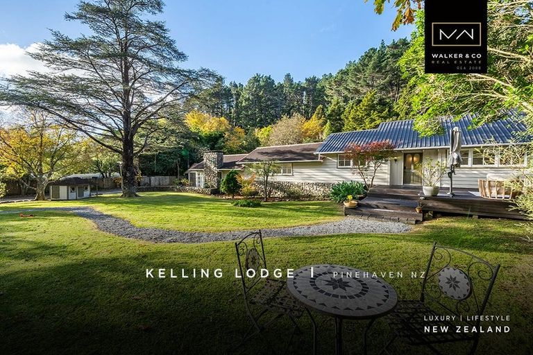 Photo of property in 23/25 Elmslie Road, Pinehaven, Upper Hutt, 5371