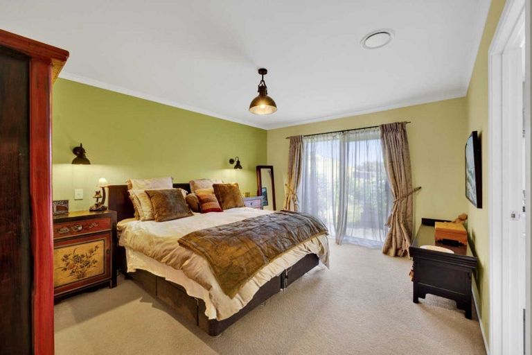 Photo of property in 2 Te Ara Karoiroa Road, 4374