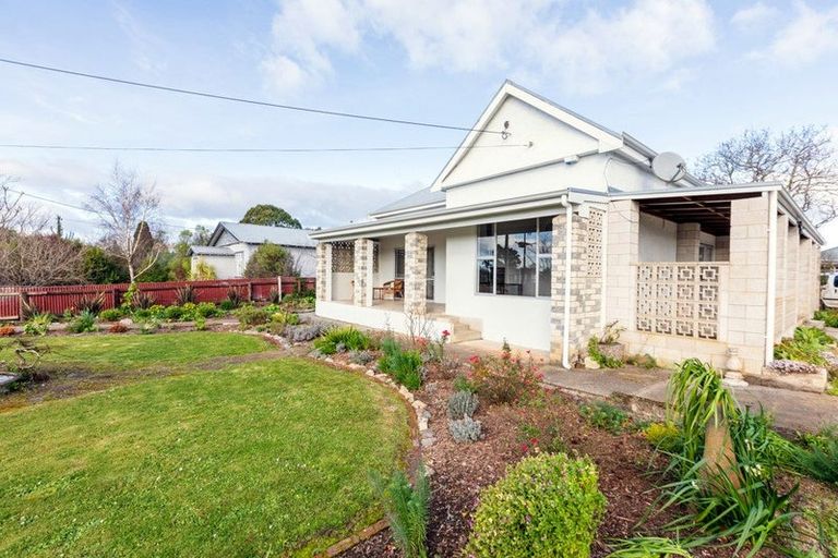 Photo of property in 2373 Takapau Road, Waipukurau, 4200