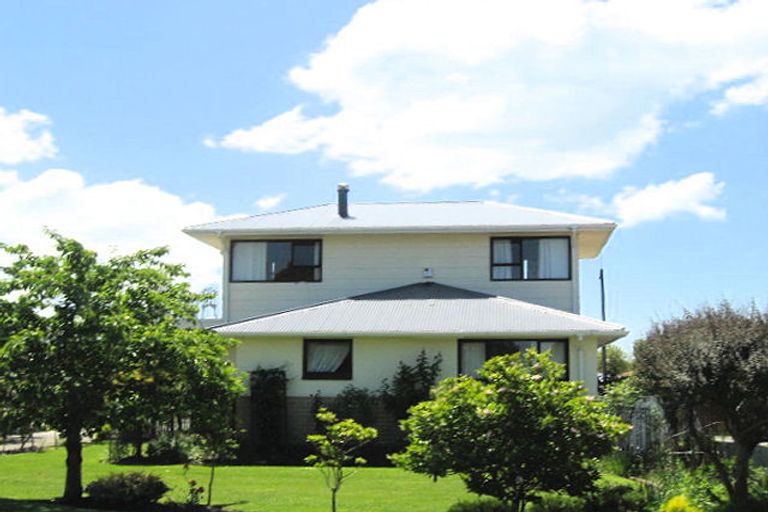 Photo of property in 84 Ohoka Road, Kaiapoi, 7630