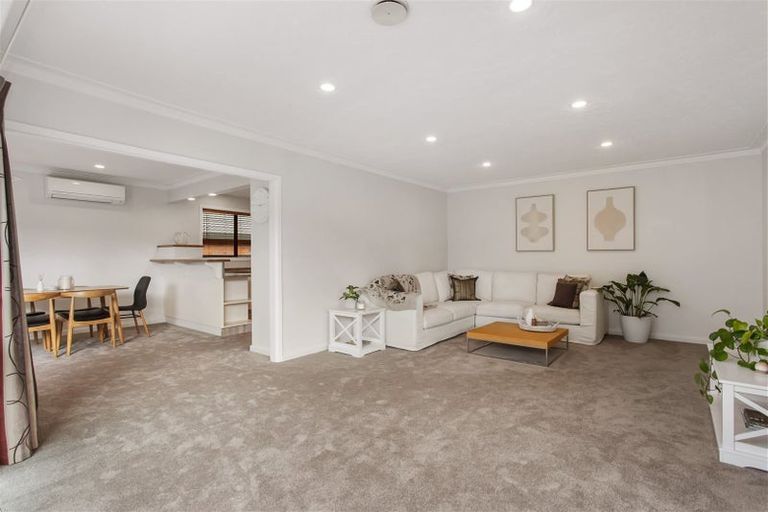 Photo of property in 12 Gleneagles Terrace, Ilam, Christchurch, 8053