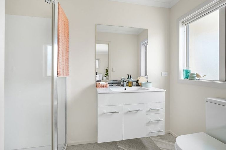 Photo of property in 11 Charlotte Crescent, Dinsdale, Hamilton, 3204