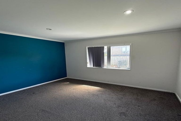 Photo of property in 53 Pomaria Road, Henderson, Auckland, 0610