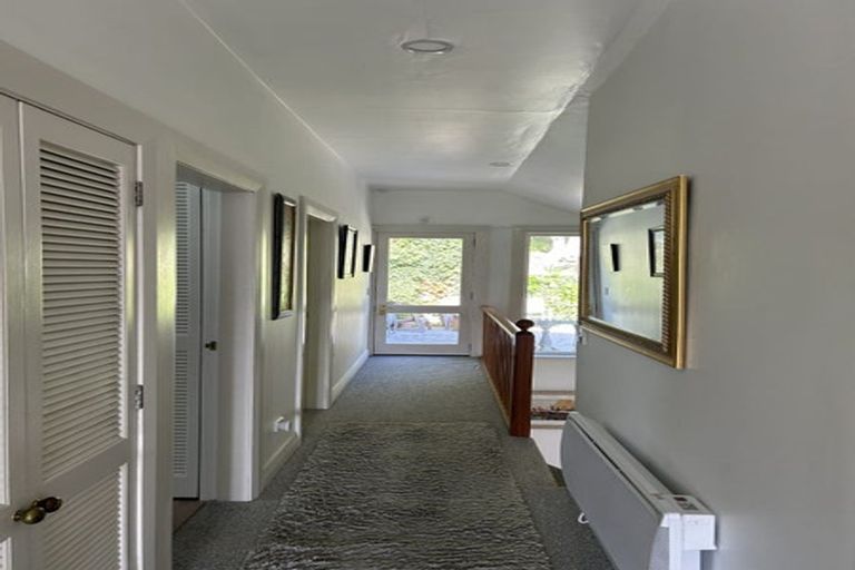 Photo of property in 1/1 Wilkinson Street, Oriental Bay, Wellington, 6011