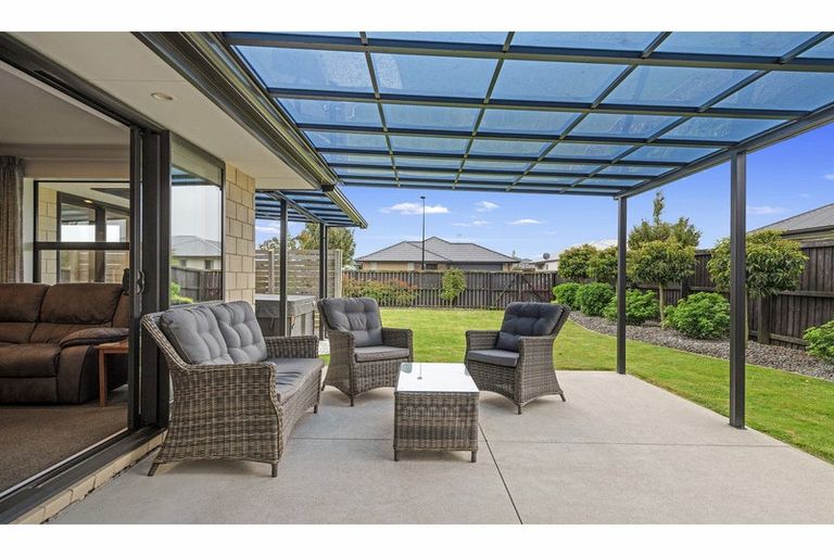 Photo of property in 32 Navy Loop, Rolleston, 7614