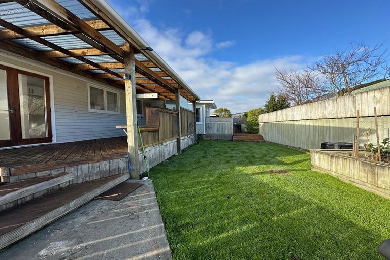 Photo of property in 15 Kerepehi Grove, Wainuiomata, Lower Hutt, 5014