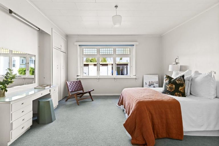 Photo of property in 112 Davis Street, Saint Leonards, Hastings, 4120