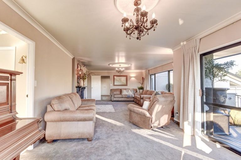 Photo of property in 122 Fitzherbert Avenue, Tawhero, Whanganui, 4501