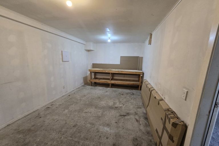 Photo of property in 24 Pennant Grove, Titahi Bay, Porirua, 5022